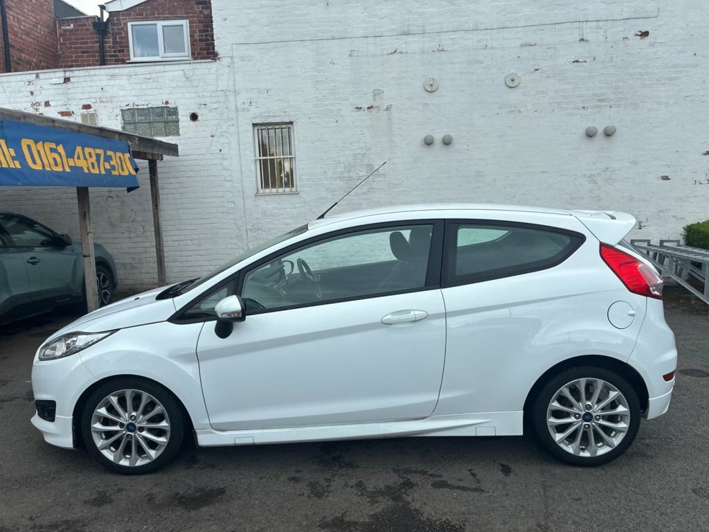 Ford Fiesta 1.6L Zetec S MF63YBG White #5