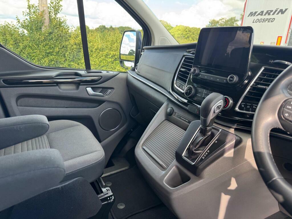 Ford Tourneo Custom Automatic Red #32