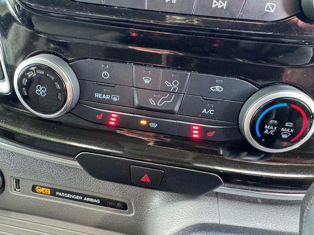 Ford Tourneo Custom Automatic Red #45