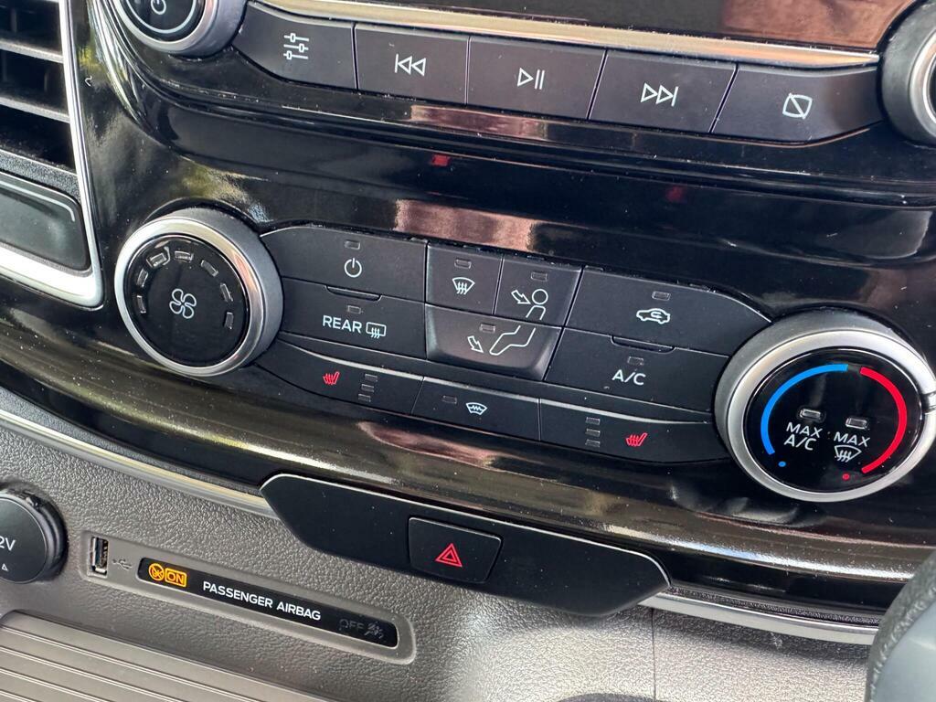 Ford Tourneo Custom Automatic Red #53