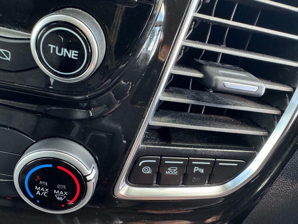 Ford Tourneo Custom Automatic Red #36