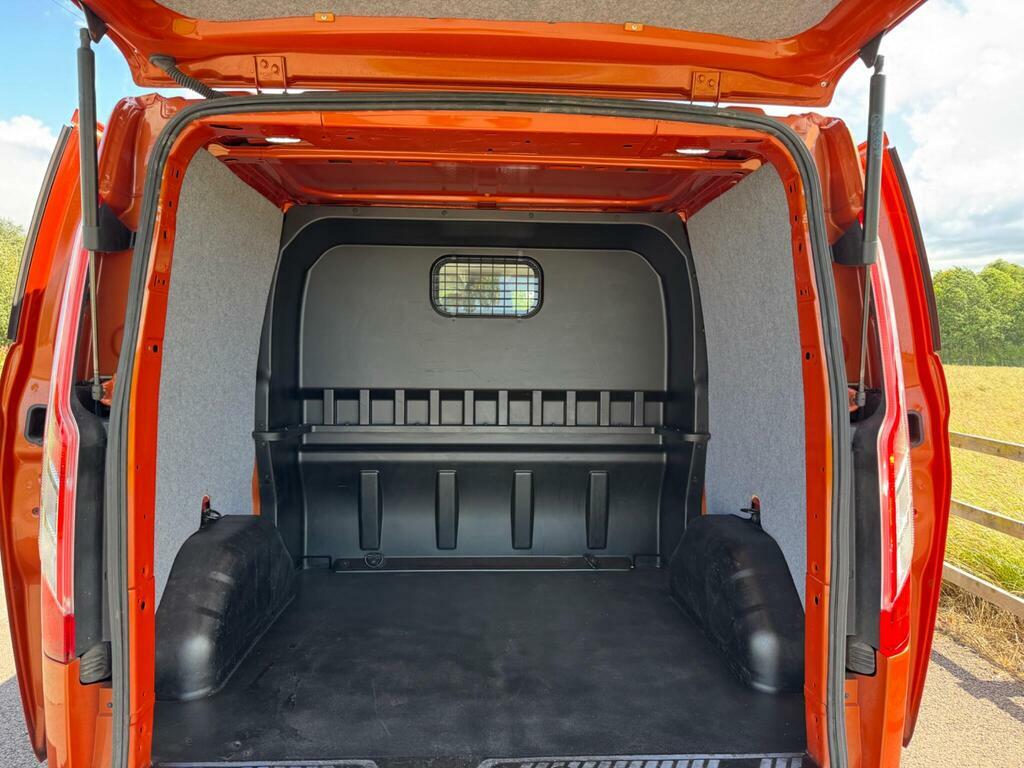 Ford Transit Custom 2.0 320 Ecoblue Limited Crew Van L1 H1 Euro 6 Ss BD71DMF Orange #3