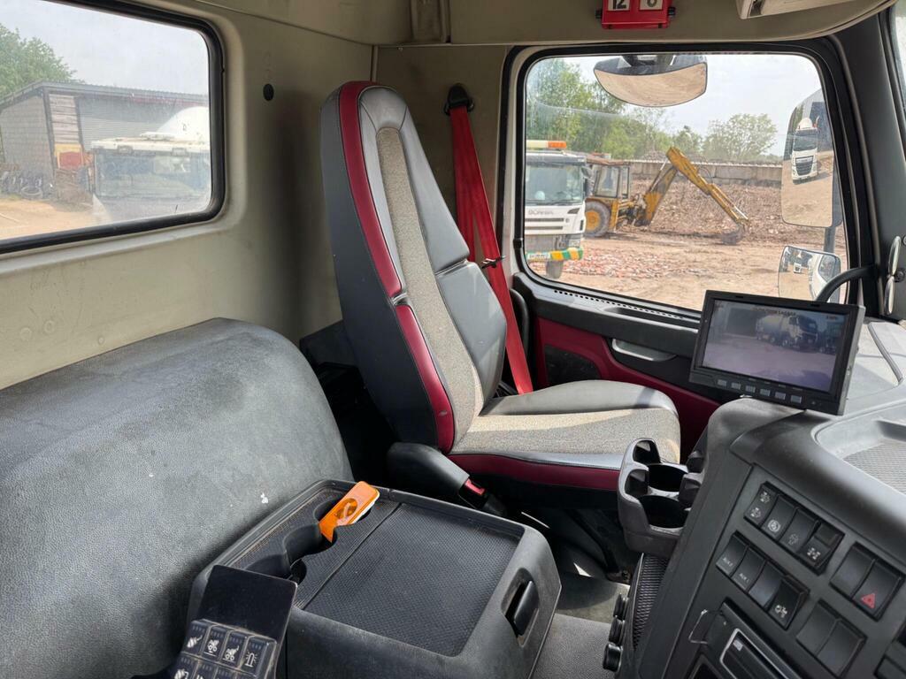 Volvo Fl818 4X2 Day #7