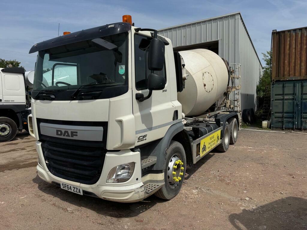 DAF All Models Fa220 Euro 6 18Ton Hgv 24Ft Flatbed With Crane Tru White #7