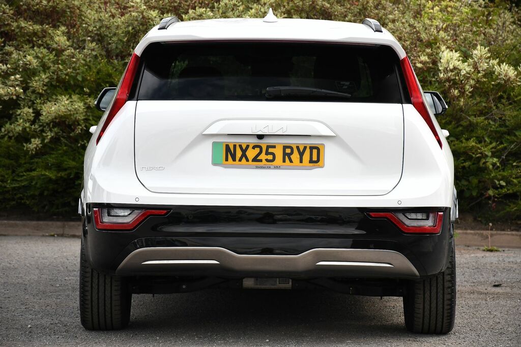 Kia e-Niro 64.8Kwh 4 Suv 201 Bhp NX25RYD White #6