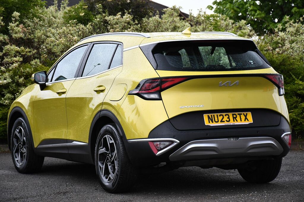Kia Sportage 1.6 T-gdi 2 Suv Euro 6 Ss 14 NU23RTX Yellow #3