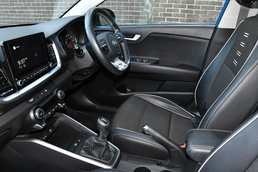 Kia Stonic 1.0 T-gdi Mhev Gt-line Suv Hybrid Manua WS21VCV Blue #4