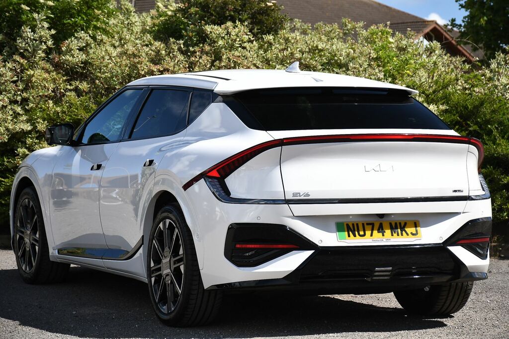 Kia EV6 84Kwh Gt-line S Hatchback 225 B NU74MKJ White #3
