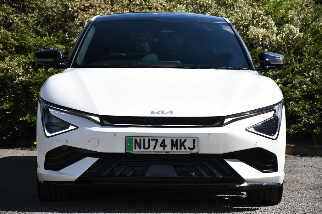 Kia EV6 84Kwh Gt-line S Hatchback 225 B NU74MKJ White #5