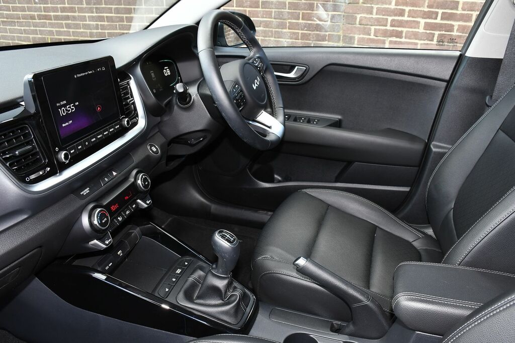 Kia Stonic 1.0 T-gdi Mhev 3 Suv Hybrid Euro Grey #4