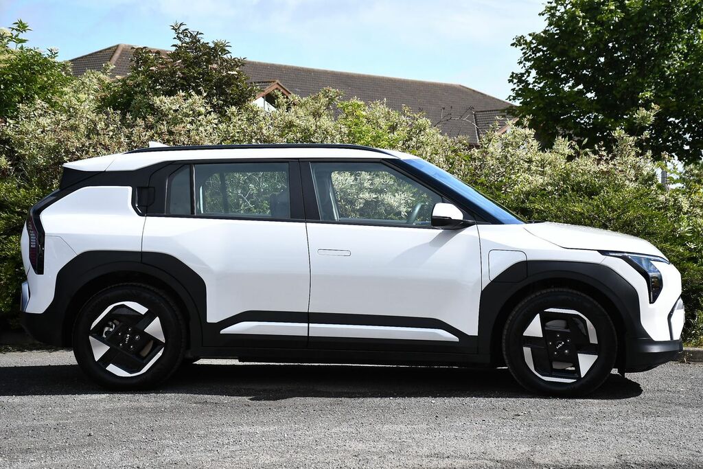 Kia EV3 81.4Kwh Air Suv 201 Bhp White #2