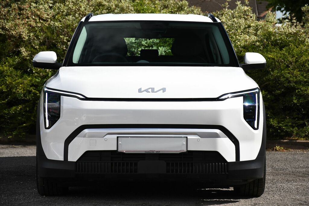 Kia EV3 81.4Kwh Air Suv 201 Bhp White #5