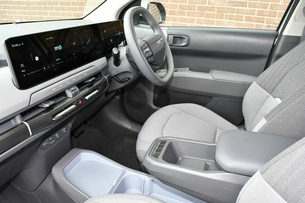 Kia EV3 81.4Kwh Air Suv 201 Bhp Silver #4