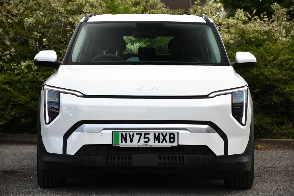 Kia EV3 81.4Kwh Air Suv 201 Bhp NV75MXB White #5