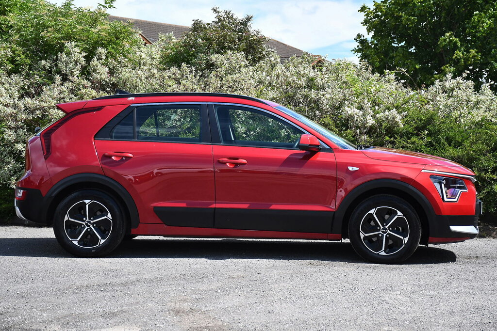 Kia Niro 1.6H Gdi 2 Suv Hybrid Dct Euro 6 Ss HD23RXA Red #2