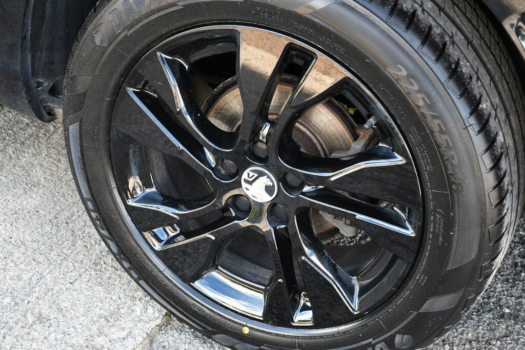 Vauxhall Grandland Elite Grey #24