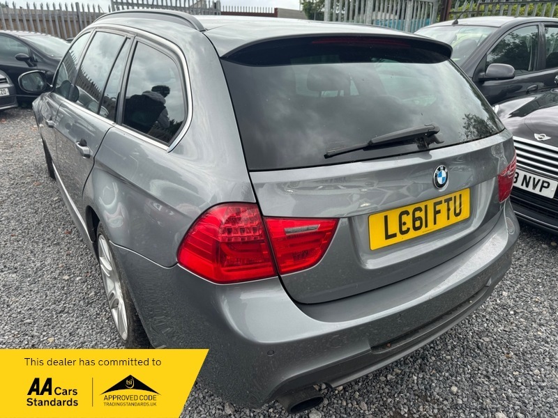 BMW 3 Series 318D M Sport Touring LC61FTU Grey #3