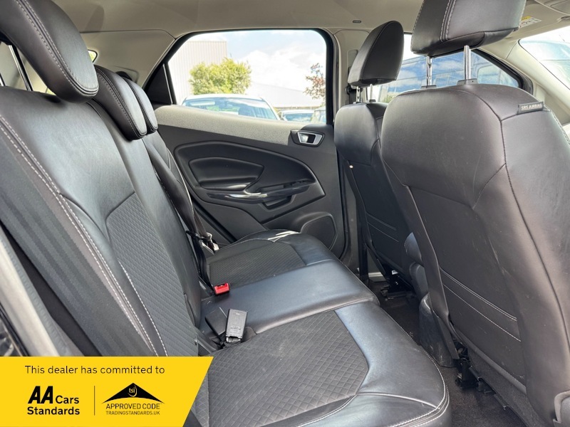 Ford Ecosport Titanium Black #6
