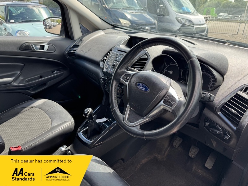 Ford Ecosport Titanium Black #5