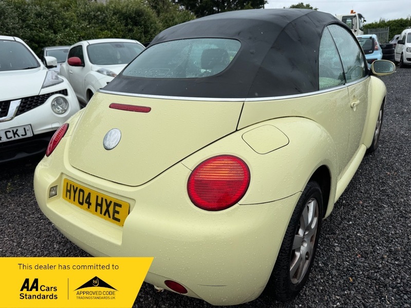 Volkswagen Beetle 8V Yellow #4