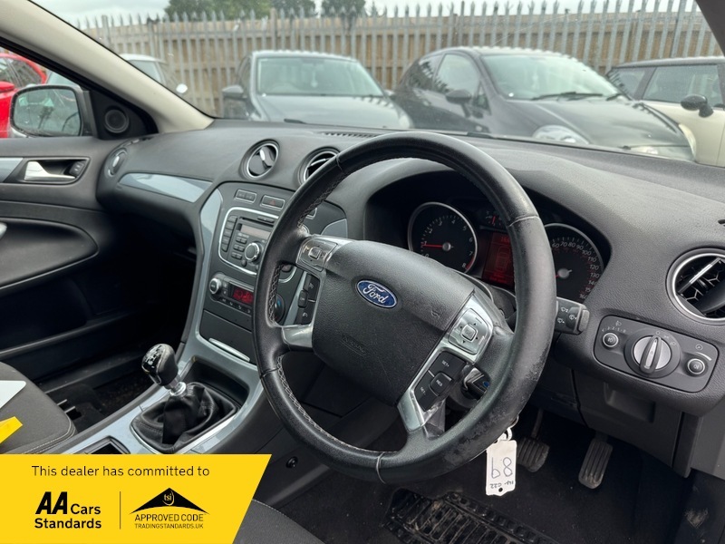 Ford Mondeo Zetec Brown #5