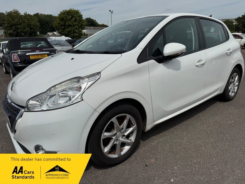 Peugeot 208 Active White