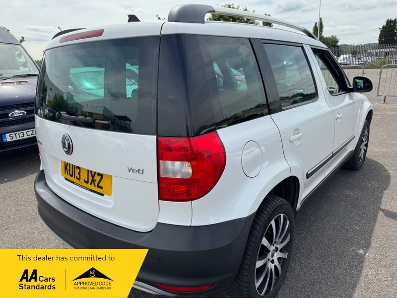Skoda Yeti Laurin And Klement Tdi KU13JXZ White #3