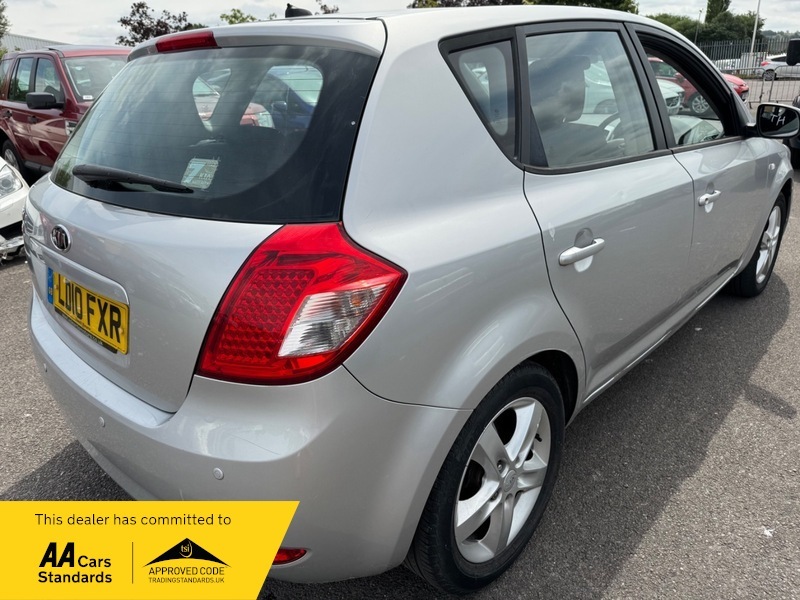 Kia Ceed 2 Silver #4