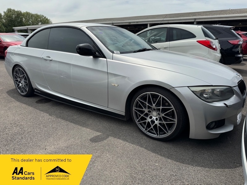 BMW 3 Series 318D Exclusive Edition Blue #3