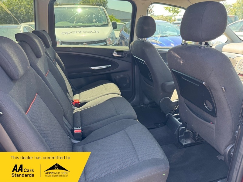Ford Galaxy 1.8 Ghia Tdci 7 Seat 5-Door Black #6