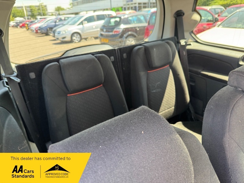 Ford Galaxy 1.8 Ghia Tdci 7 Seat 5-Door Black #8