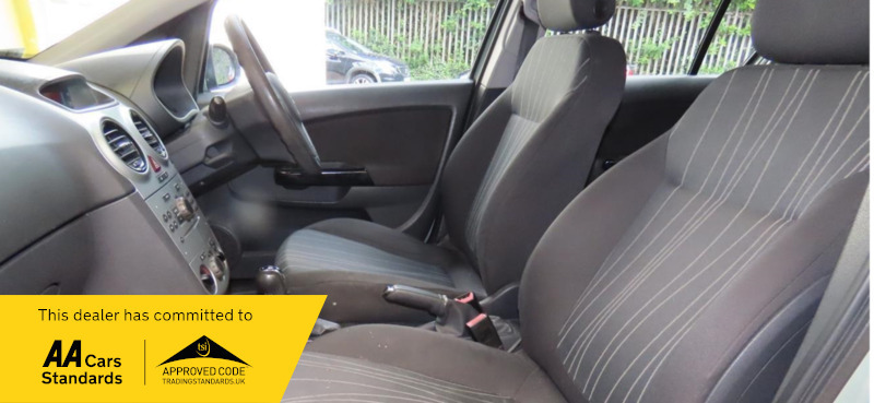 Vauxhall Corsa Club Ac 16V Black #3