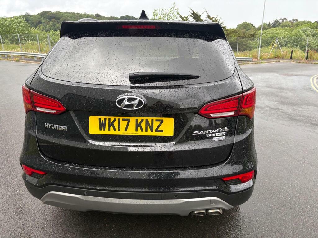 Hyundai Santa Fe 2.2 Crdi Blue Drive Premium Se 4Wd Euro 6 S Black #4