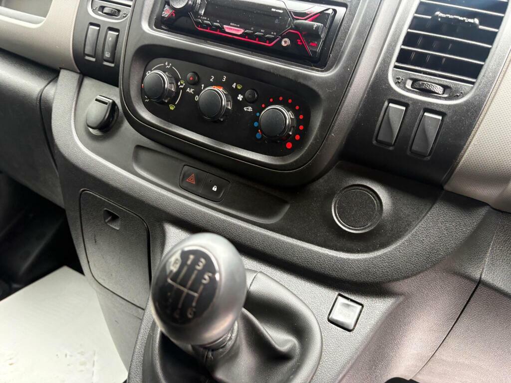 Renault Trafic Sl27 Sport Energy Dci Black #16