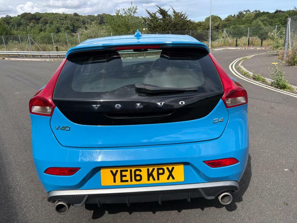 Volvo V40 #22