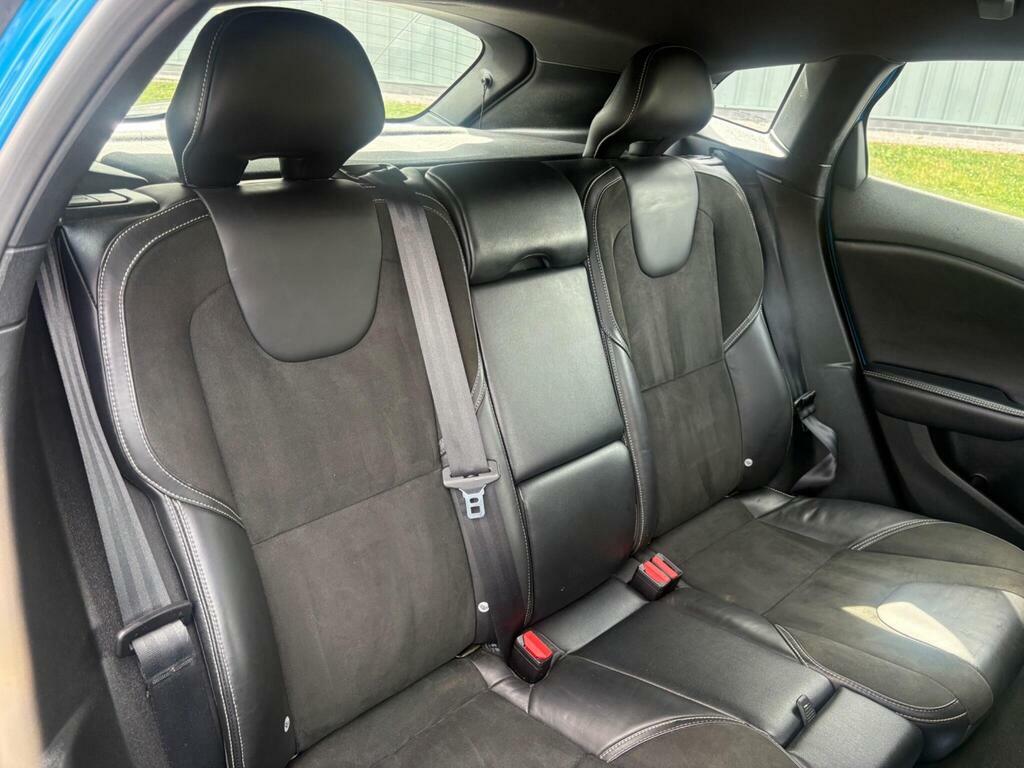 Volvo V40 #38