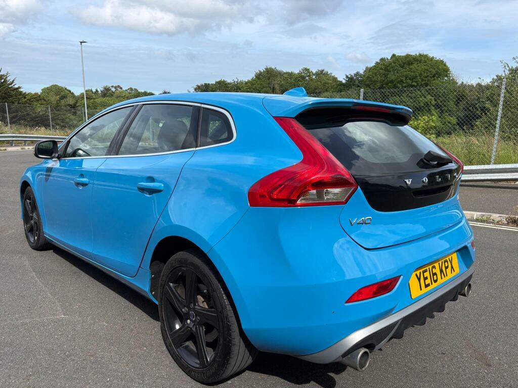 Volvo V40 2.0 D4 R-design Euro 6 S S Blue #4