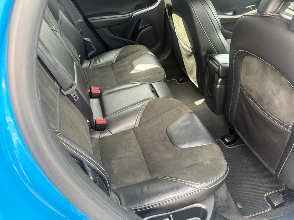Volvo V40 #35