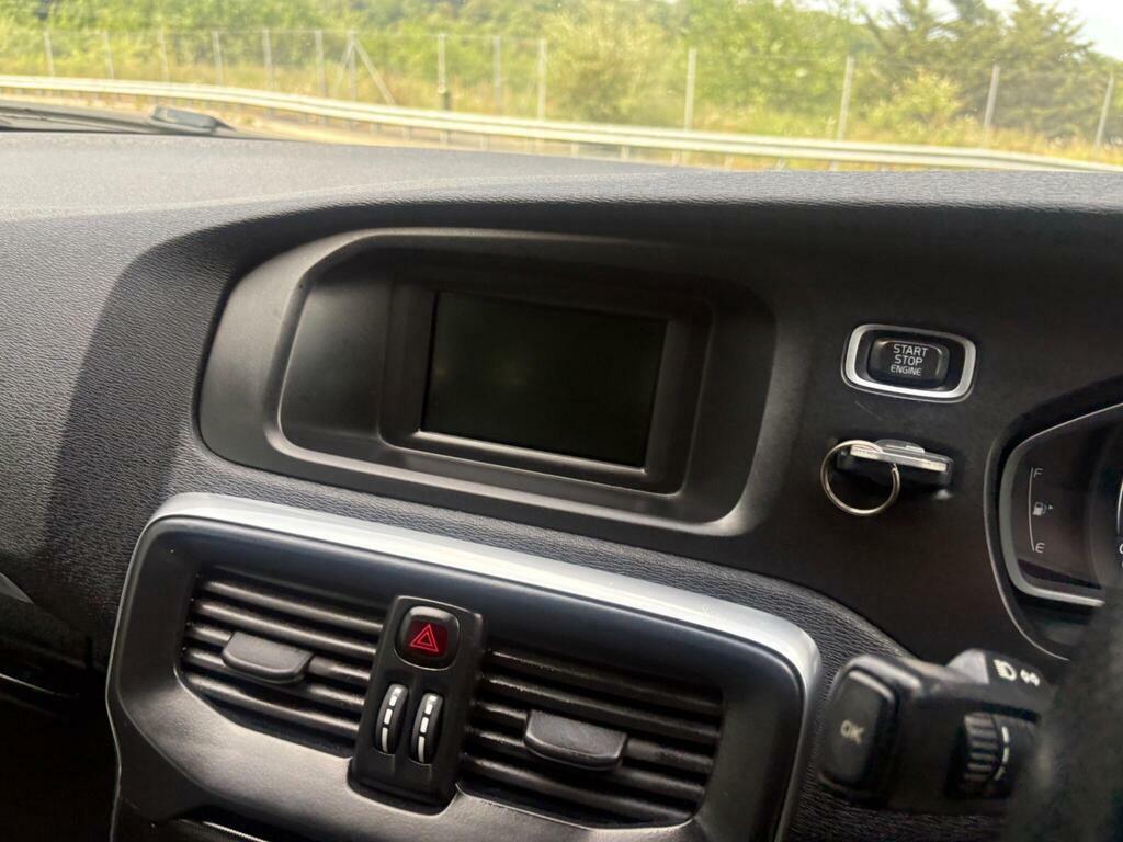 Volvo V40 #39