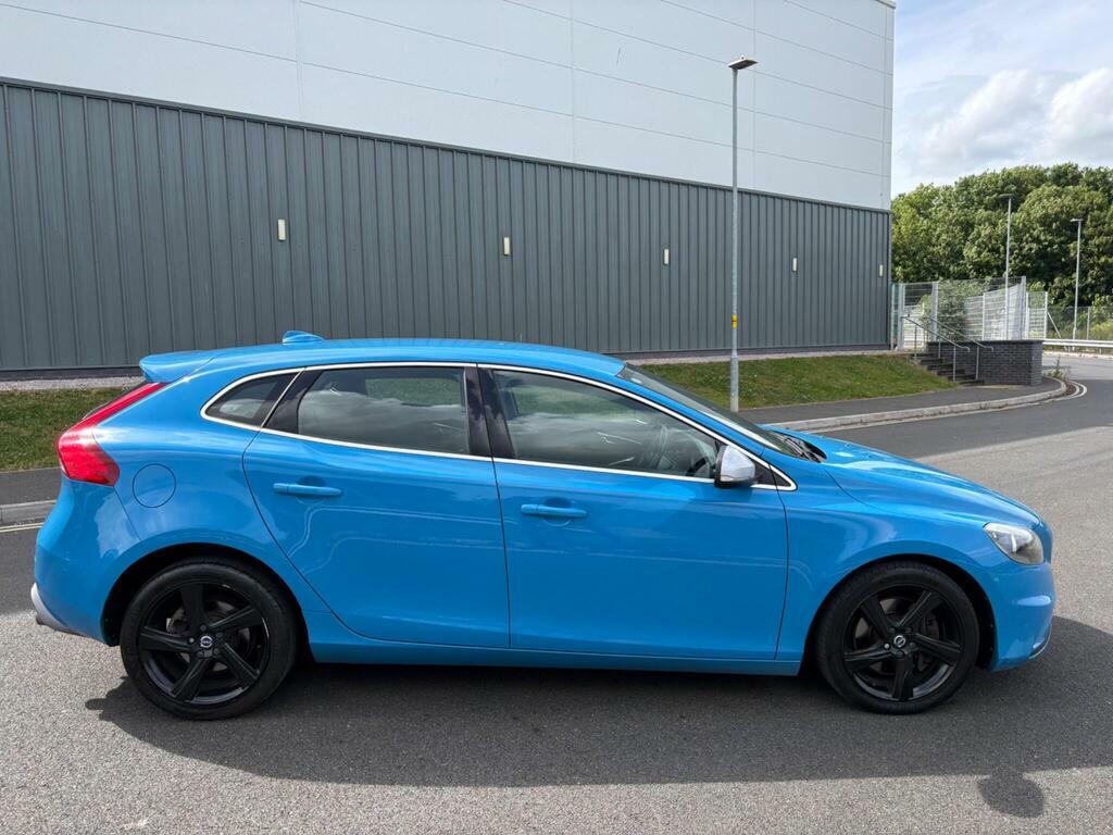 Volvo V40 #23