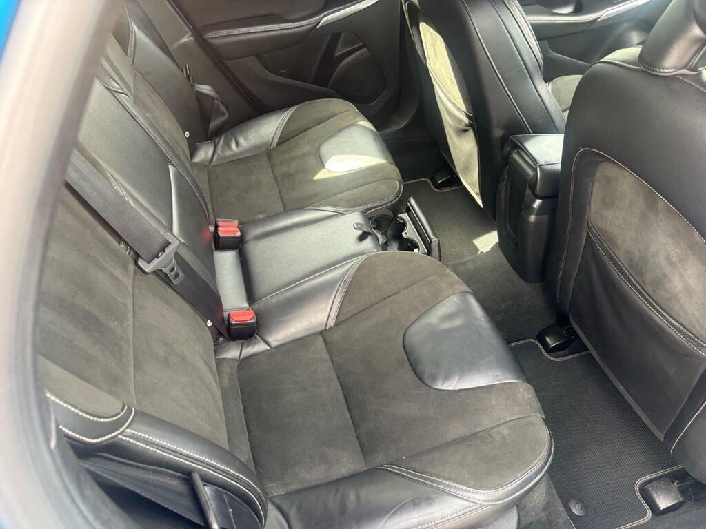 Volvo V40 #36