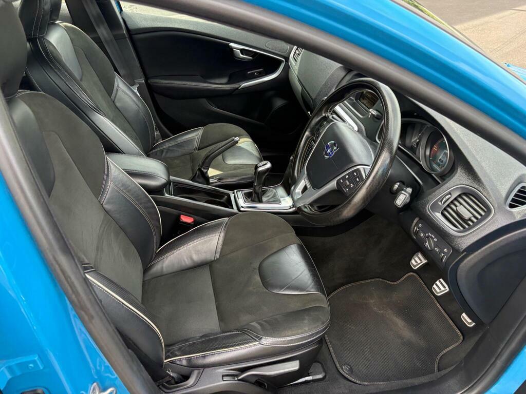 Volvo V40 #33