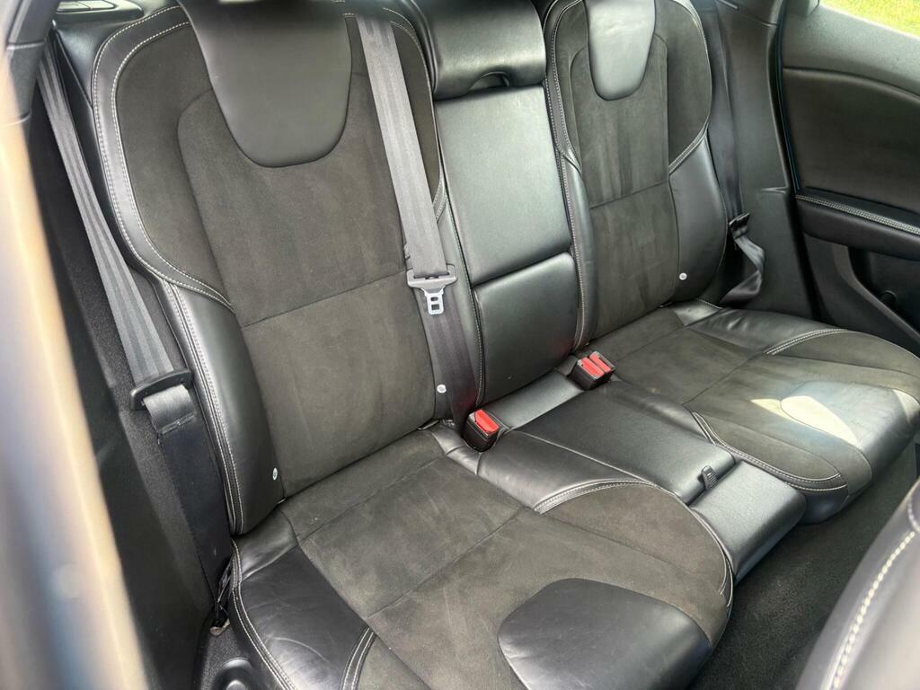Volvo V40 #37