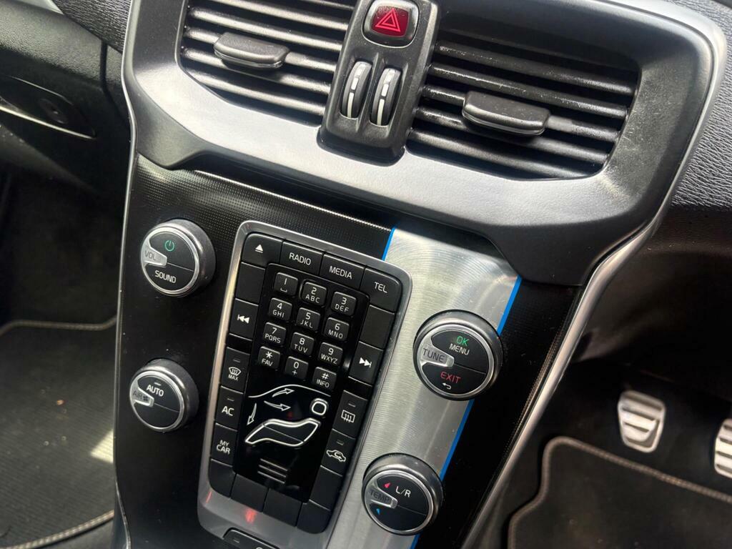 Volvo V40 #29