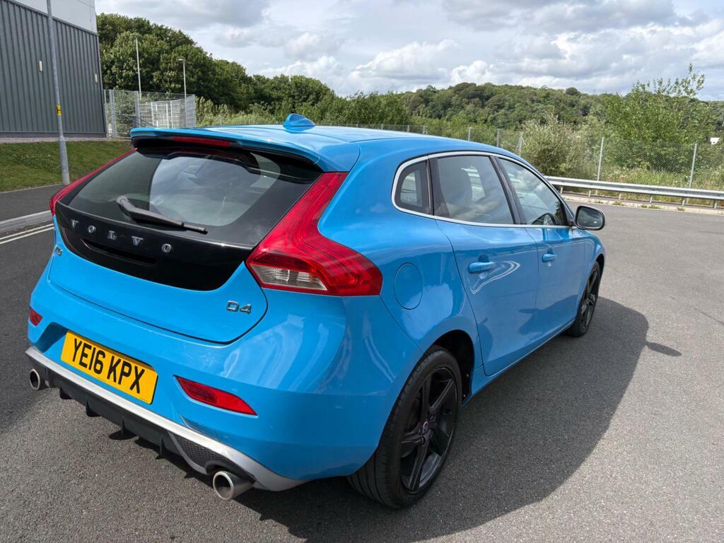 Volvo V40 #26