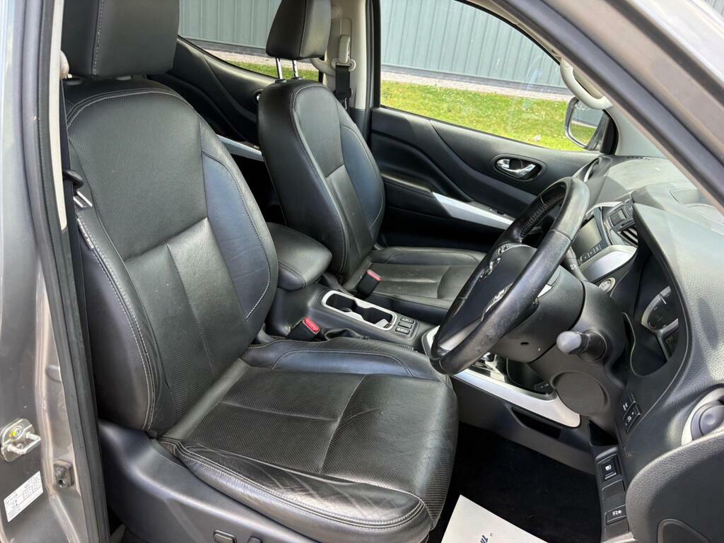 Nissan Navara 2.3 Dci Tekna 4Wd Euro 6 Grey #3