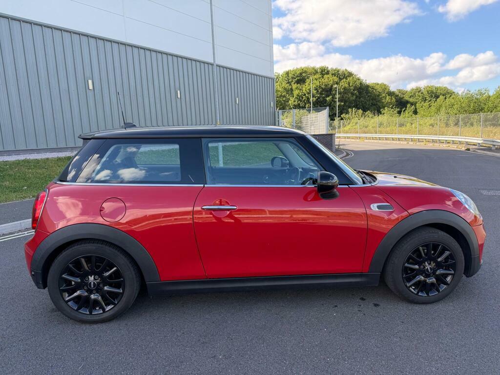 Mini Hatch 1.5 Cooper Euro 6 S S WF64BTU Red #5