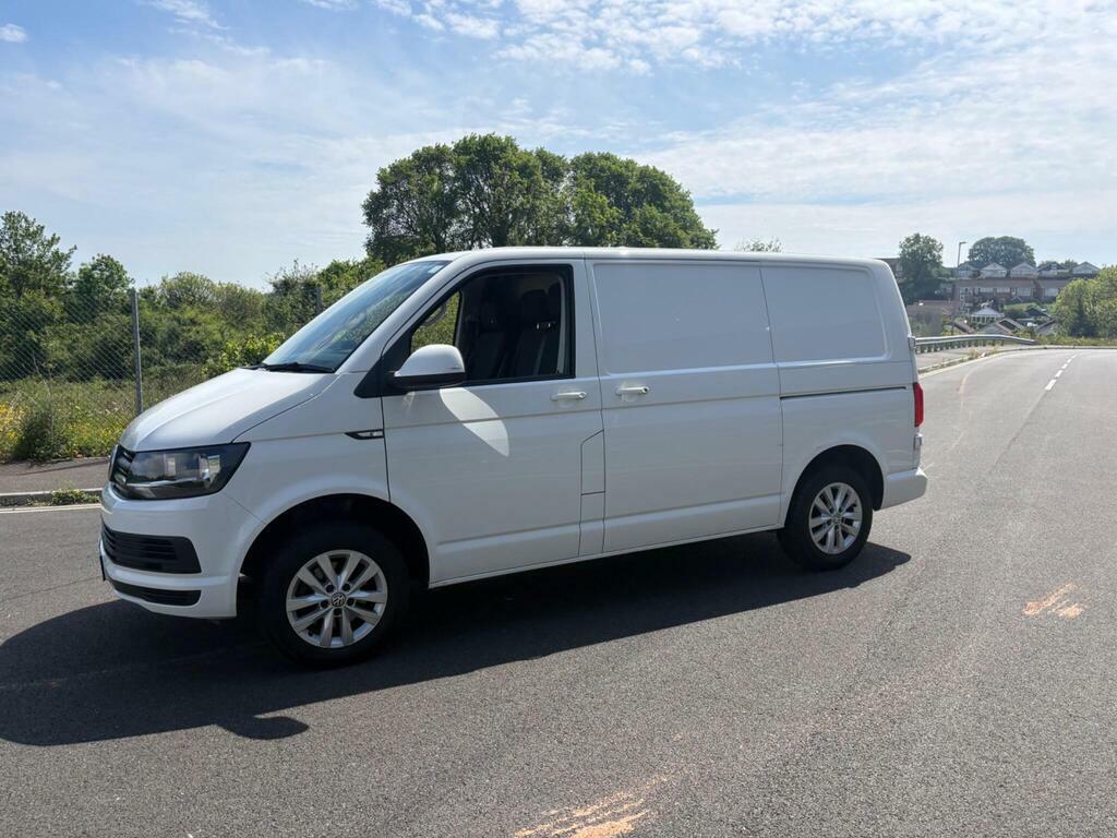 Volkswagen Transporter Mpv White #15