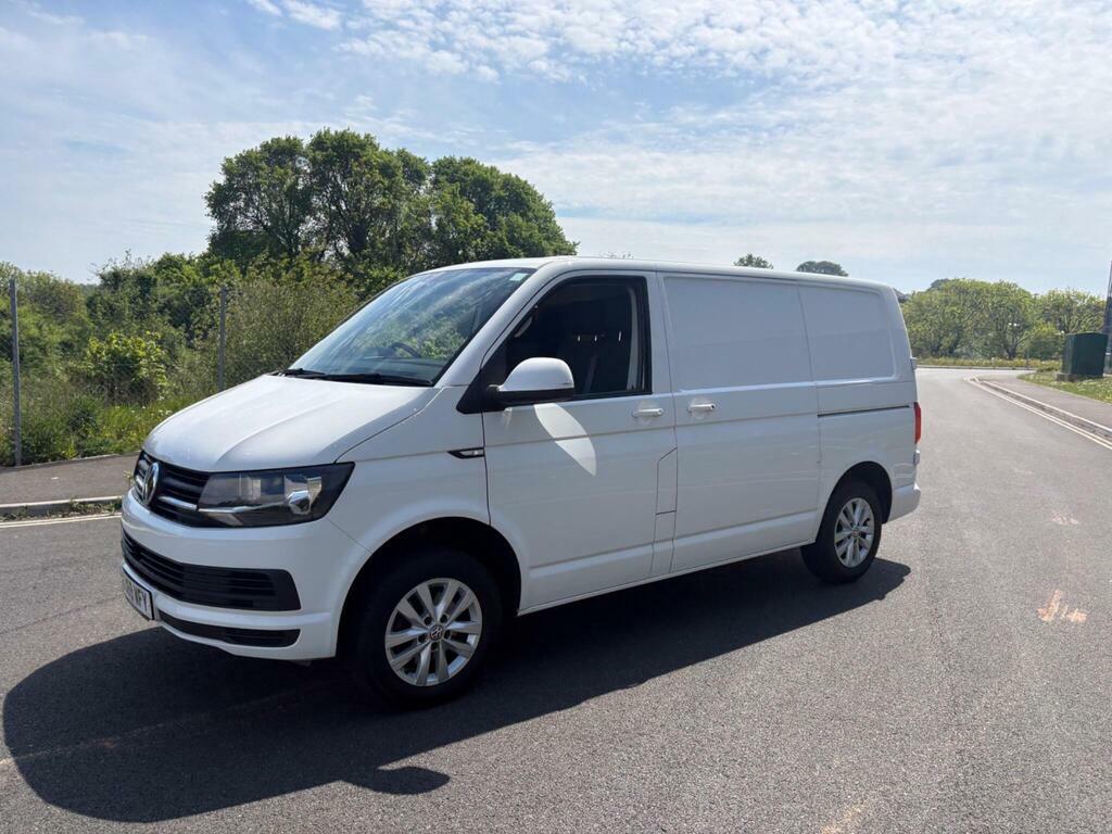 Volkswagen Transporter Mpv White #13