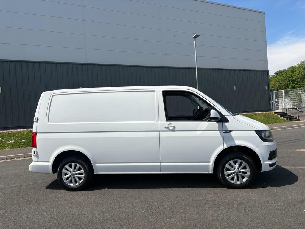 Volkswagen Transporter Mpv White #20
